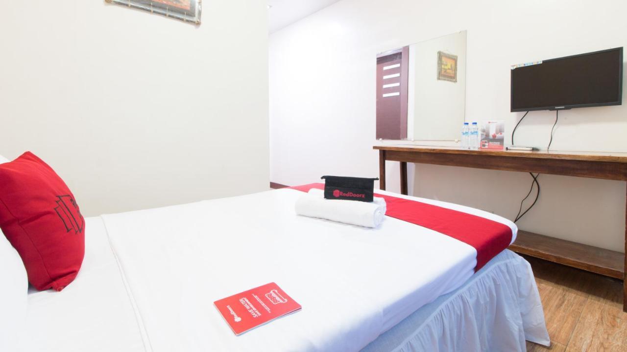 Reddoorz @ San Jose Tagbak Jaro Iloilo Hotel Exterior photo