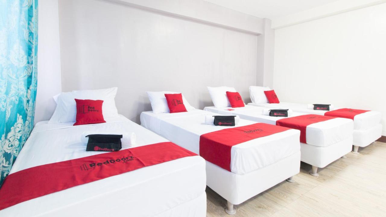 Reddoorz @ San Jose Tagbak Jaro Iloilo Hotel Exterior photo