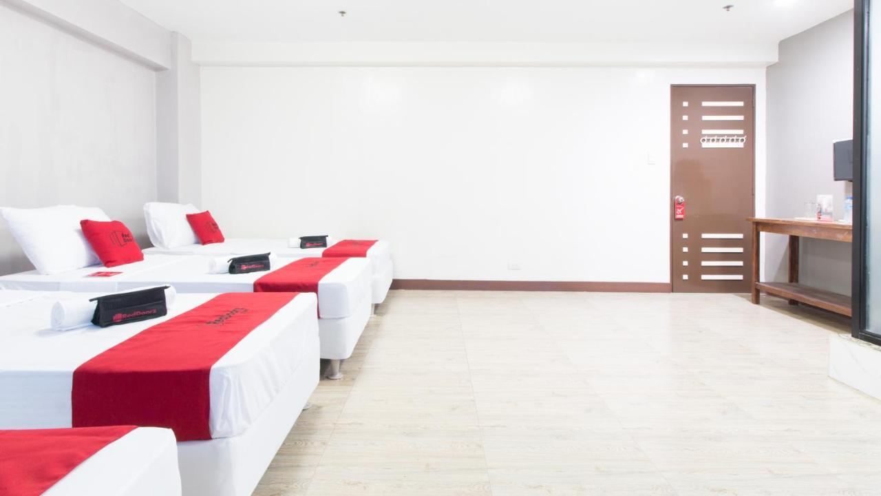 Reddoorz @ San Jose Tagbak Jaro Iloilo Hotel Exterior photo