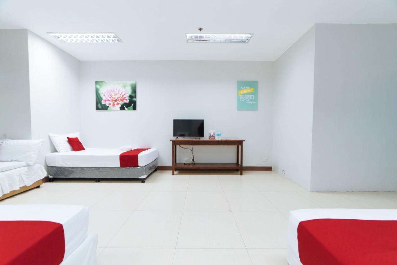 Reddoorz @ San Jose Tagbak Jaro Iloilo Hotel Exterior photo