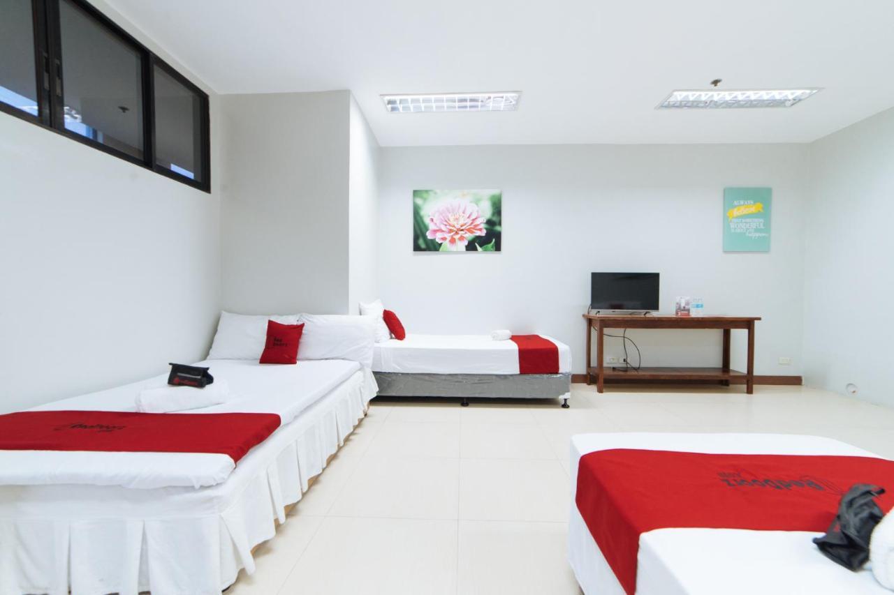Reddoorz @ San Jose Tagbak Jaro Iloilo Hotel Exterior photo